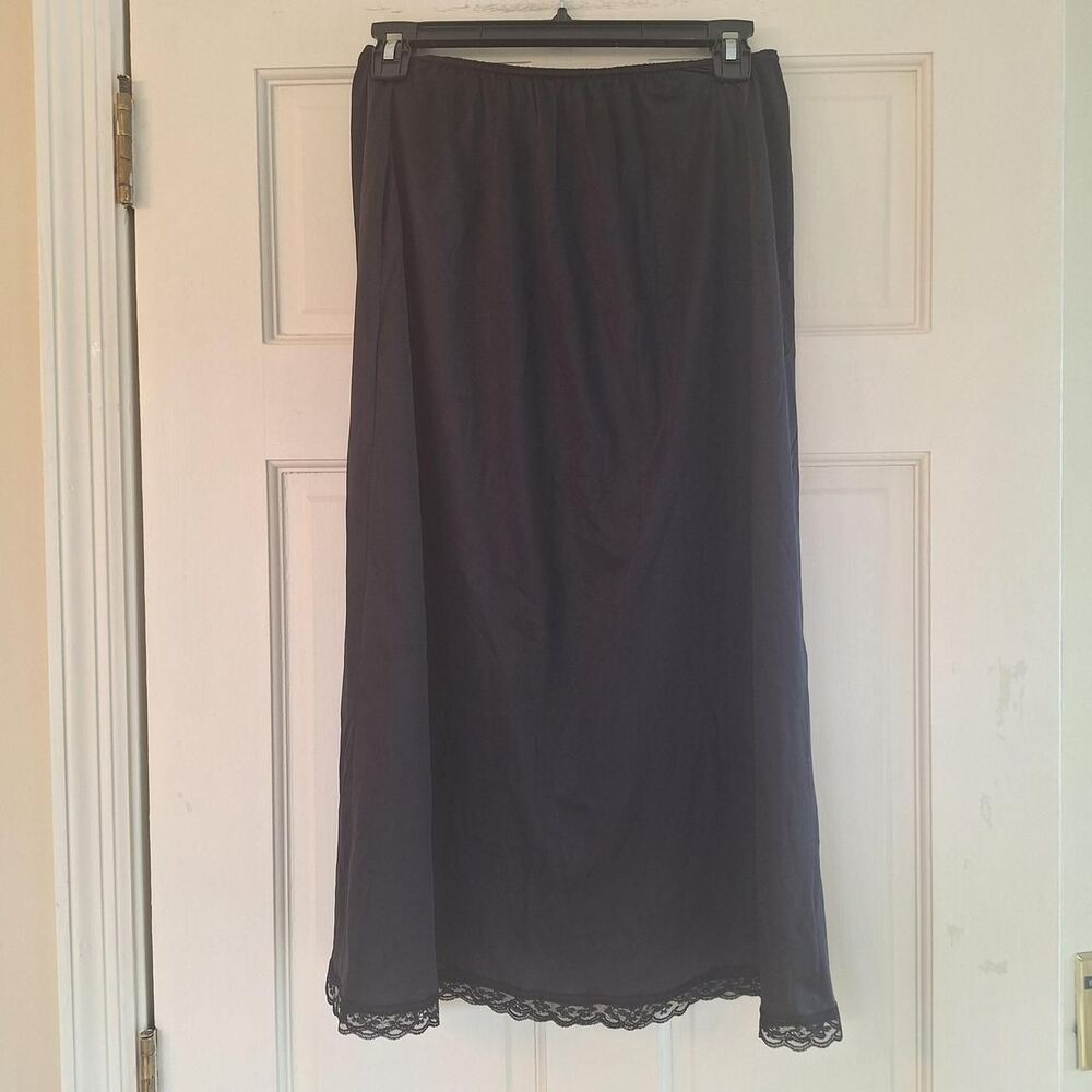 Vintage 80s Warner's Black Midi Half Slip size L EUC